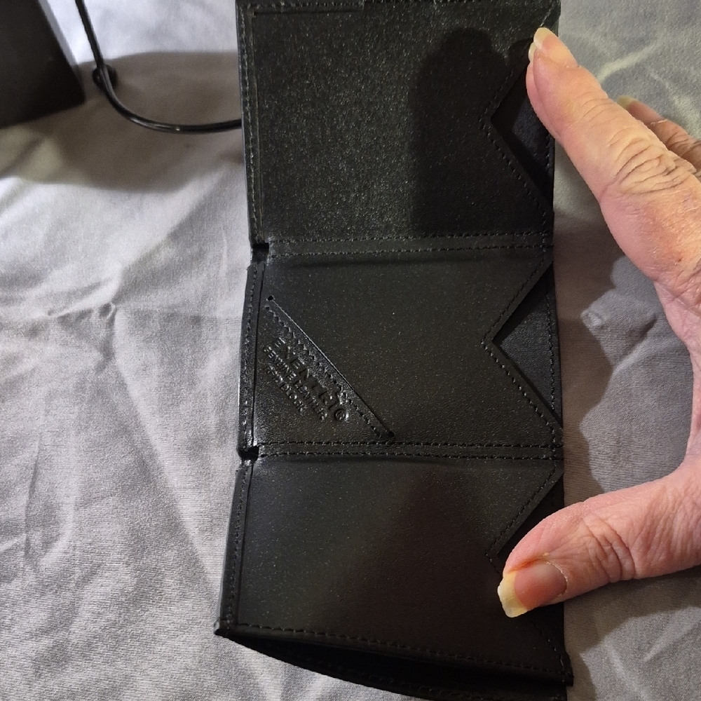 Black Wallet for Men - Picture 3 of 3